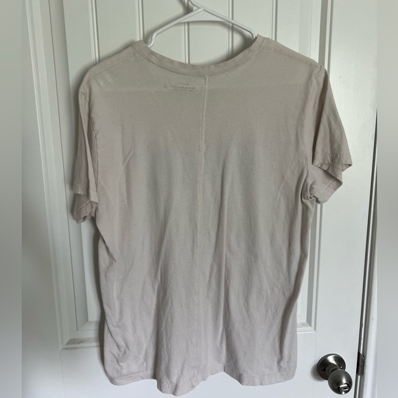 Abercrombie & Fitch AC/DC Relaxed Tee - Picture 2 of 3